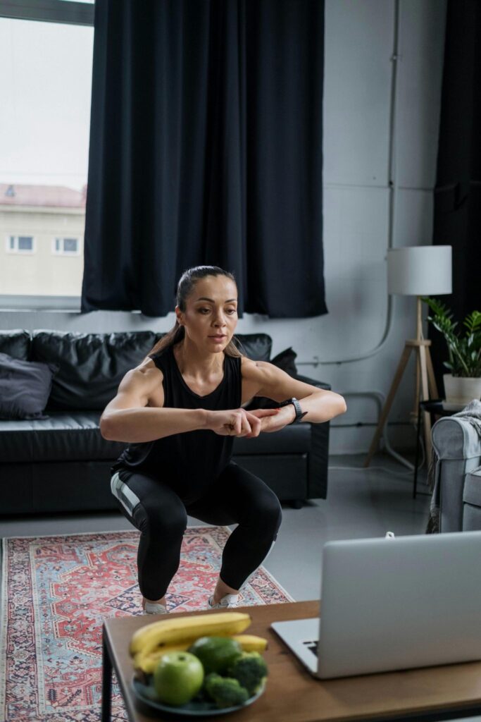 Expert Online Fitness Coach for Women: Get To Know Which One Can Be Best For You!